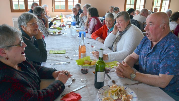 Repas chaleureux à Espès