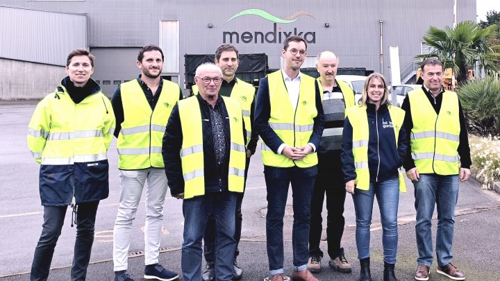 Visite du député à Charritte-de-Bas