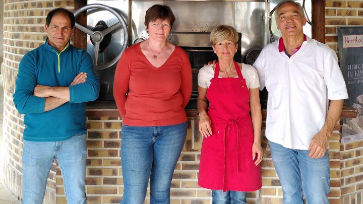 La boulangerie continue