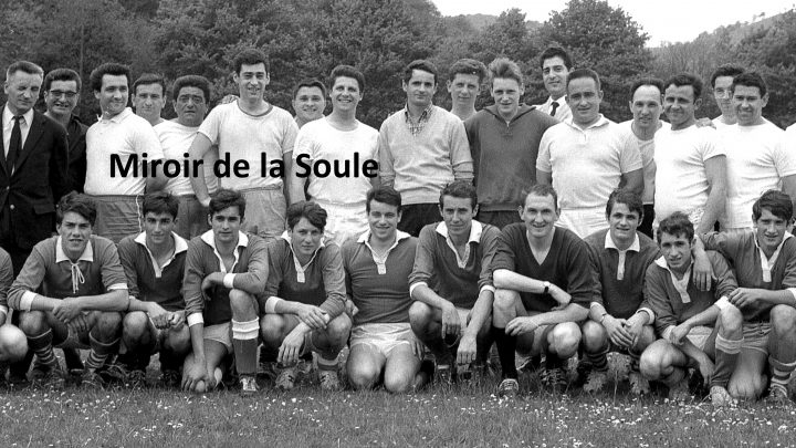 En 1967, rencontre jeunes-vieux du football Mauletarrak