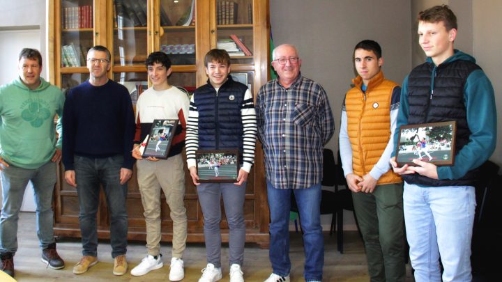 Les champions honorés par la municipalité