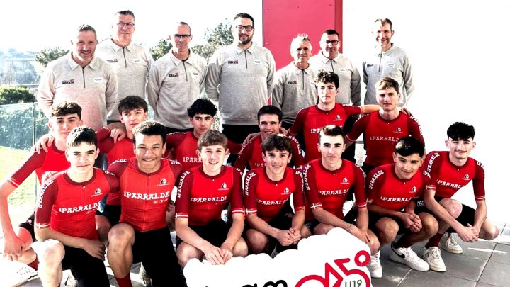 LA TEAM IPARRALDE PIED AU PLANCHER !