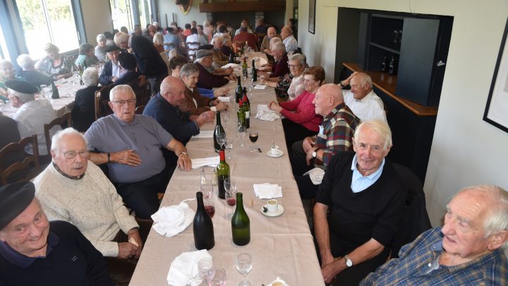 Rassemblement à Osquich