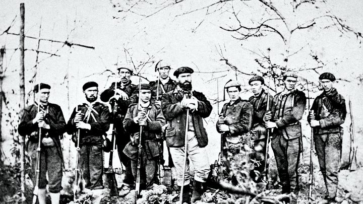 SANTA CRUZ HÉROS POPULAIRE OU BANDIT EN SOUTANE