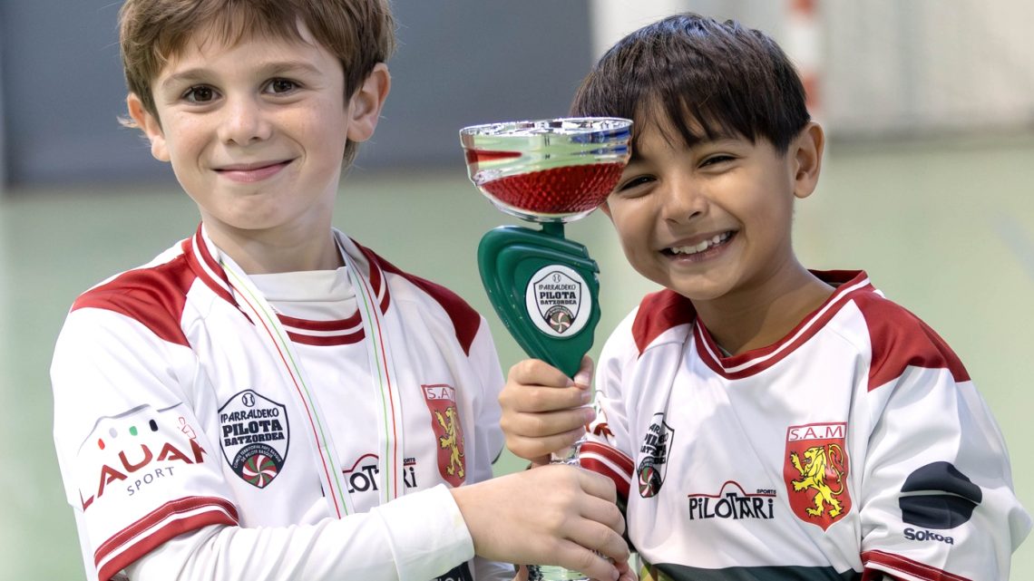 LES PELOTARIS MAULEONNAIS EN VERVE