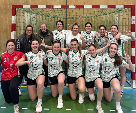 LES SENIORS FILLES III DU ZIBERO